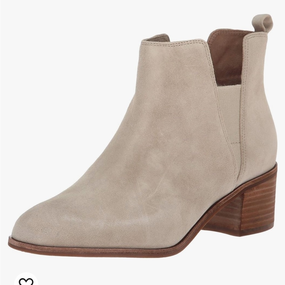 Dr. Scholl's Shoes Womens Amara Suede Almond Toe Booties